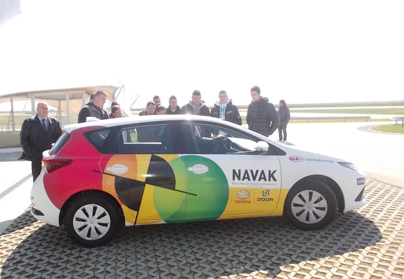 Young drivers in training at the National Driving Academy – NAVAK.
